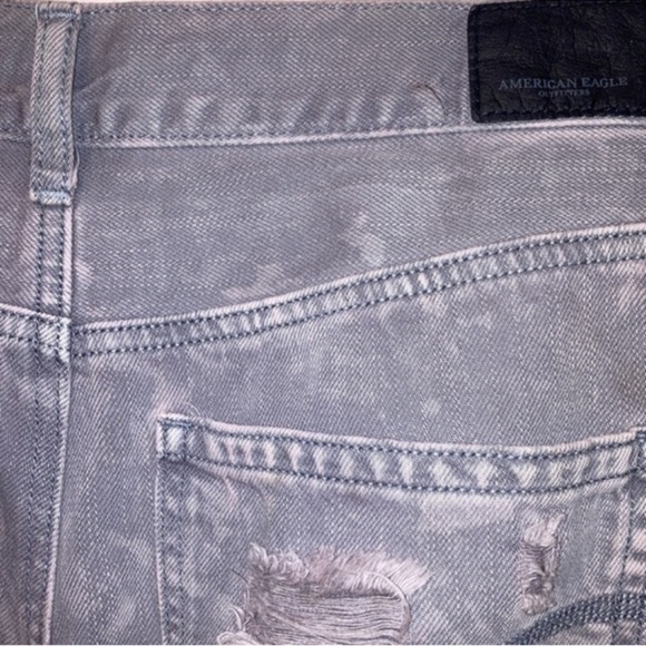 American Eagle Mom Jean pink Tint Grey Wash - Picture 9 of 16